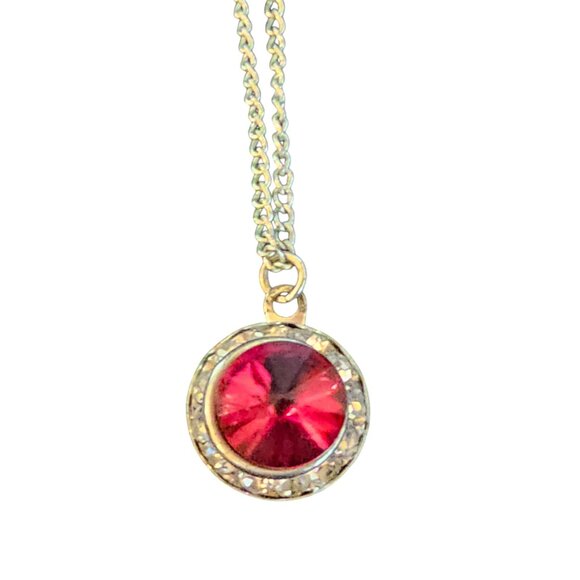 Red Crystal Round Pendant Necklace - Picture 2 of 3